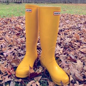 Hunter boots (tall) (discounted shipping!)